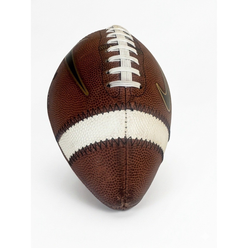 Nike Vapor One University of Washington Huskies Game Issued Football Gold W Rare - Picture 8 of 9